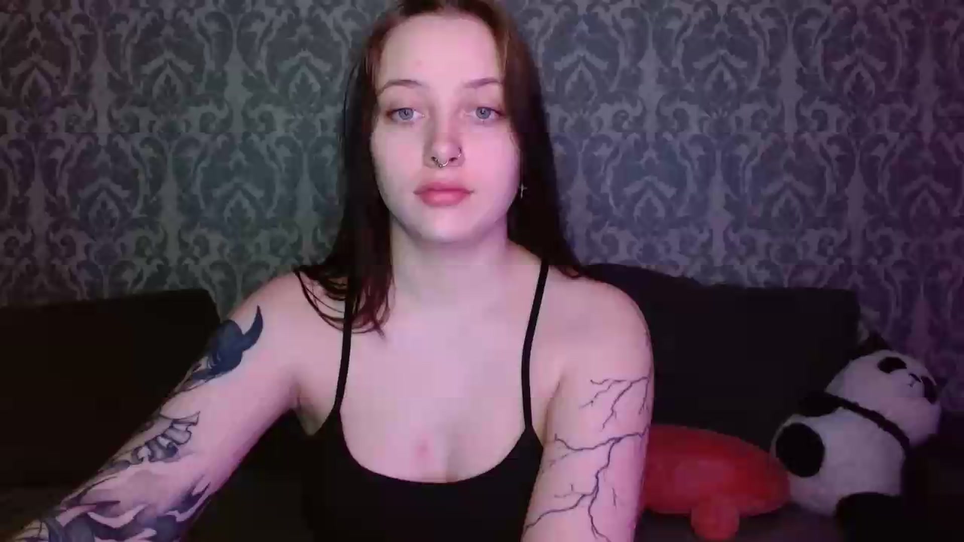 Gallery image thumbnail from AmyWard's myfreecams stream on, 05/29/2026, 13:16 image 18 of 20