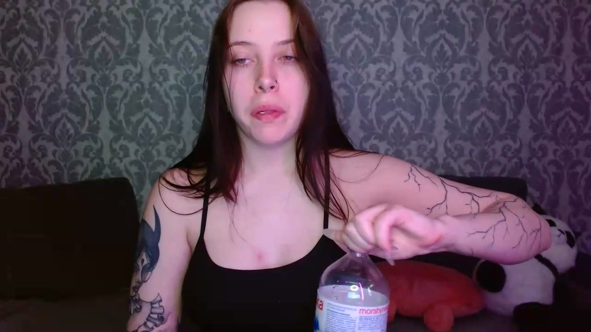 Gallery image thumbnail from AmyWard's myfreecams stream on, 05/29/2026, 13:16 image 17 of 20