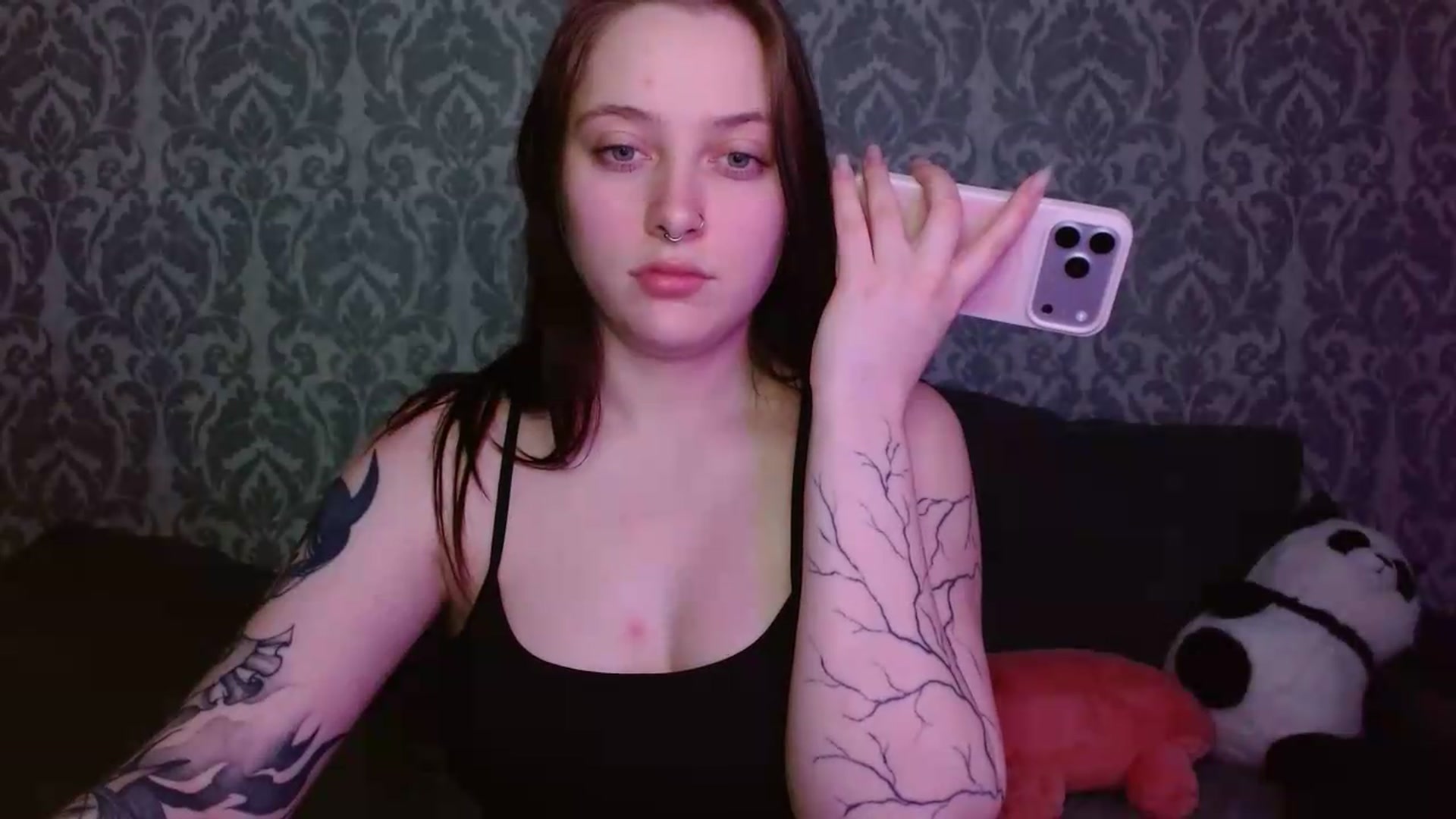 Gallery image thumbnail from AmyWard's myfreecams stream on, 05/29/2026, 14:58 image 2 of 20