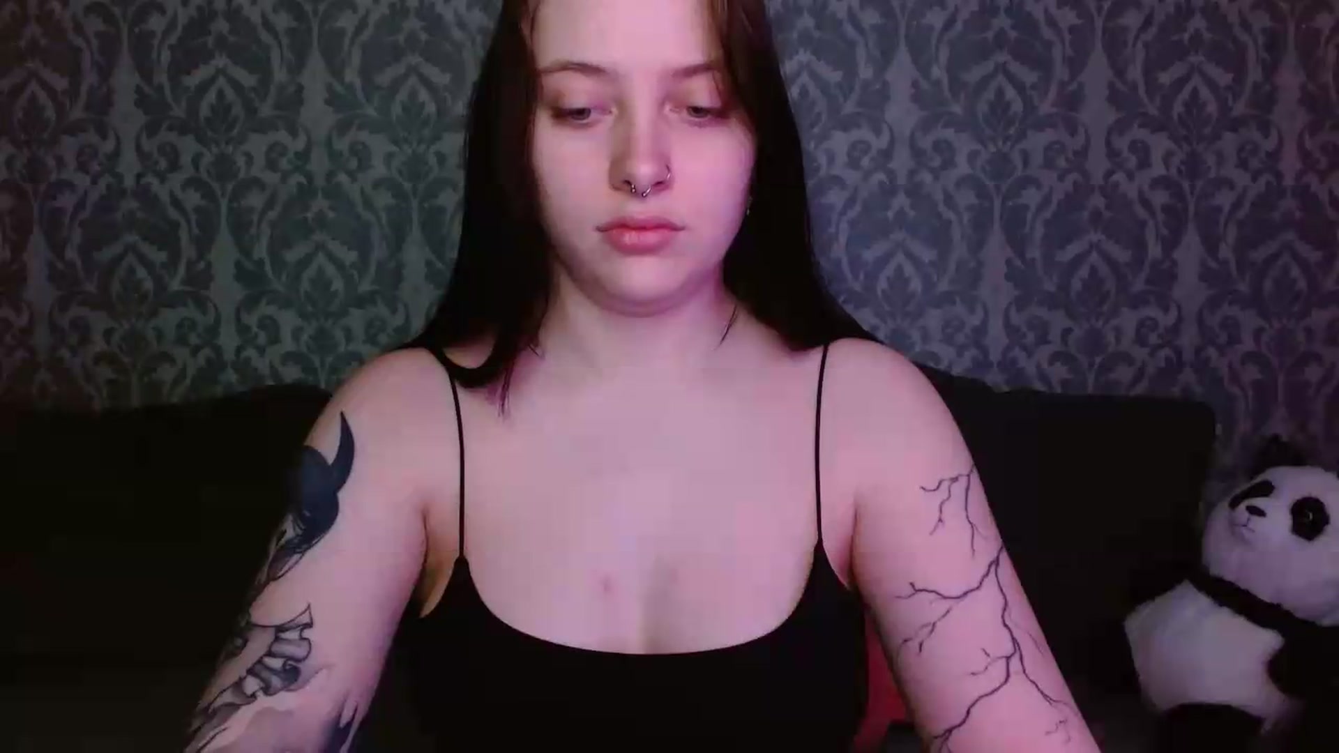 Gallery image thumbnail from AmyWard's myfreecams stream on, 05/31/2026, 12:13 image 4 of 20