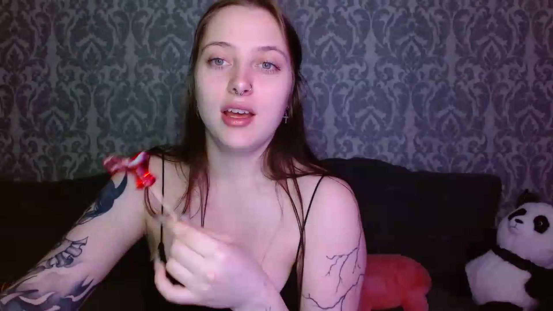 Gallery image thumbnail from AmyWard's myfreecams stream on, 05/31/2026, 13:28 image 6 of 20