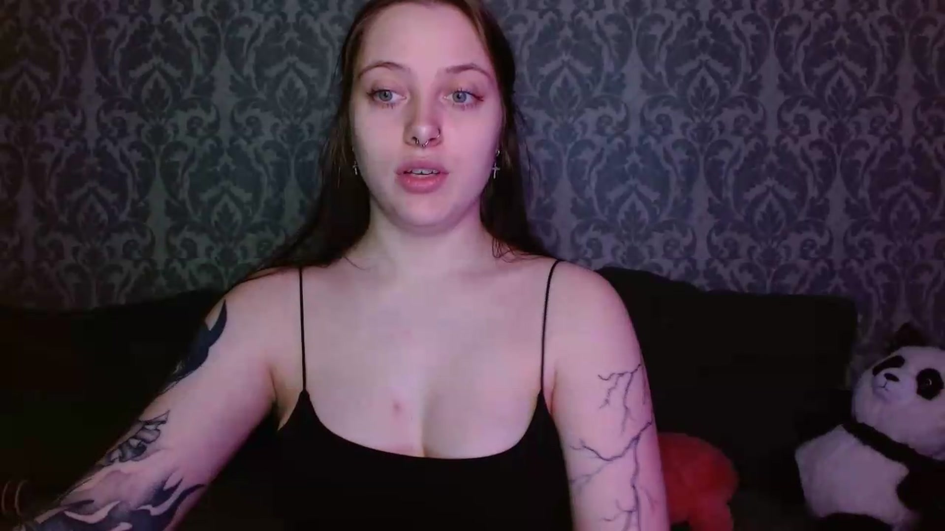 Gallery image thumbnail from AmyWard's myfreecams stream on, 05/31/2026, 13:28 image 15 of 20