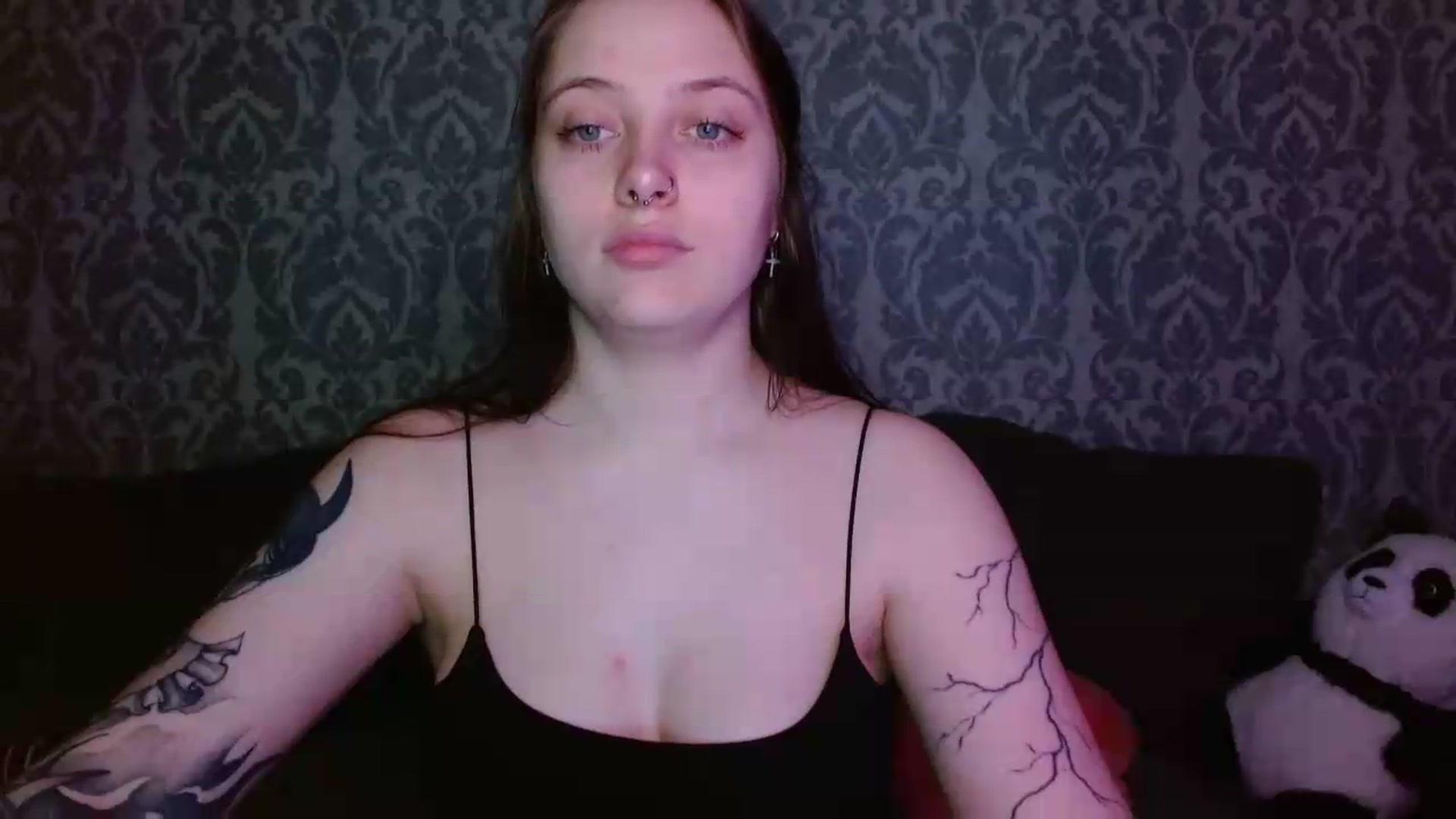 Gallery image thumbnail from AmyWard's myfreecams stream on, 05/31/2026, 13:28 image 16 of 20