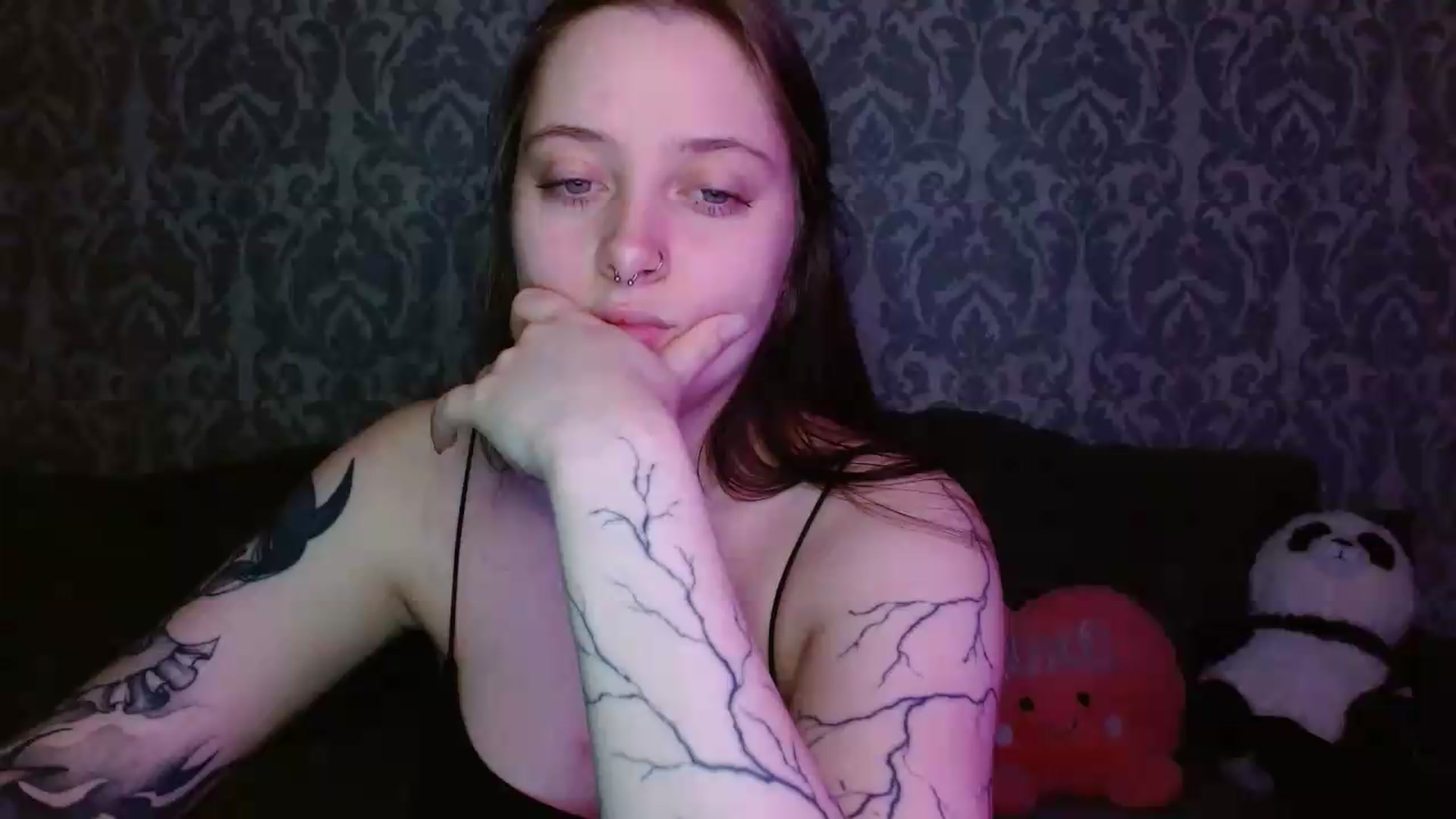 Gallery image thumbnail from AmyWard's myfreecams stream on, 05/31/2026, 15:10 image 10 of 20