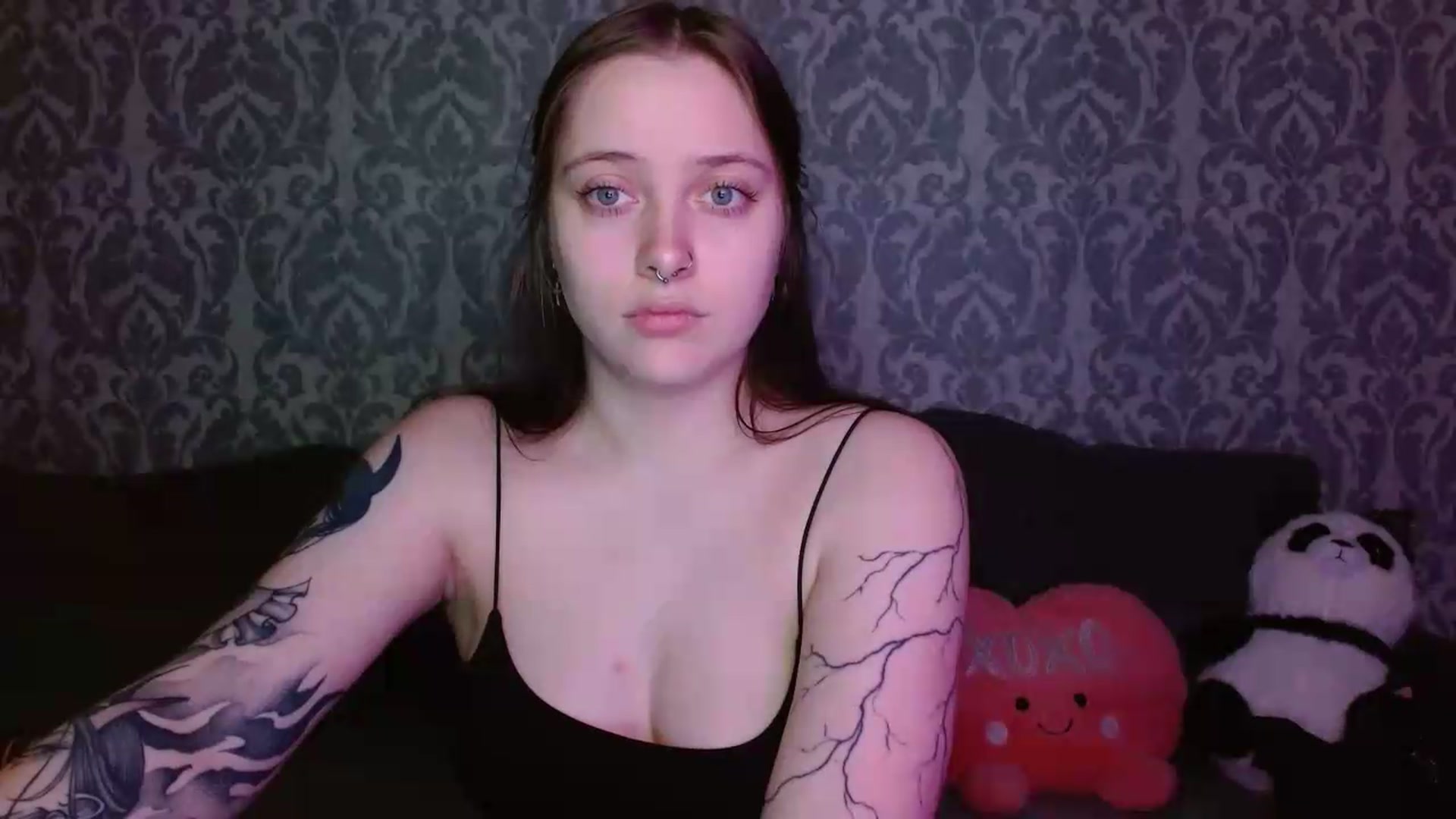 Gallery image thumbnail from AmyWard's myfreecams stream on, 05/31/2026, 15:10 image 3 of 20