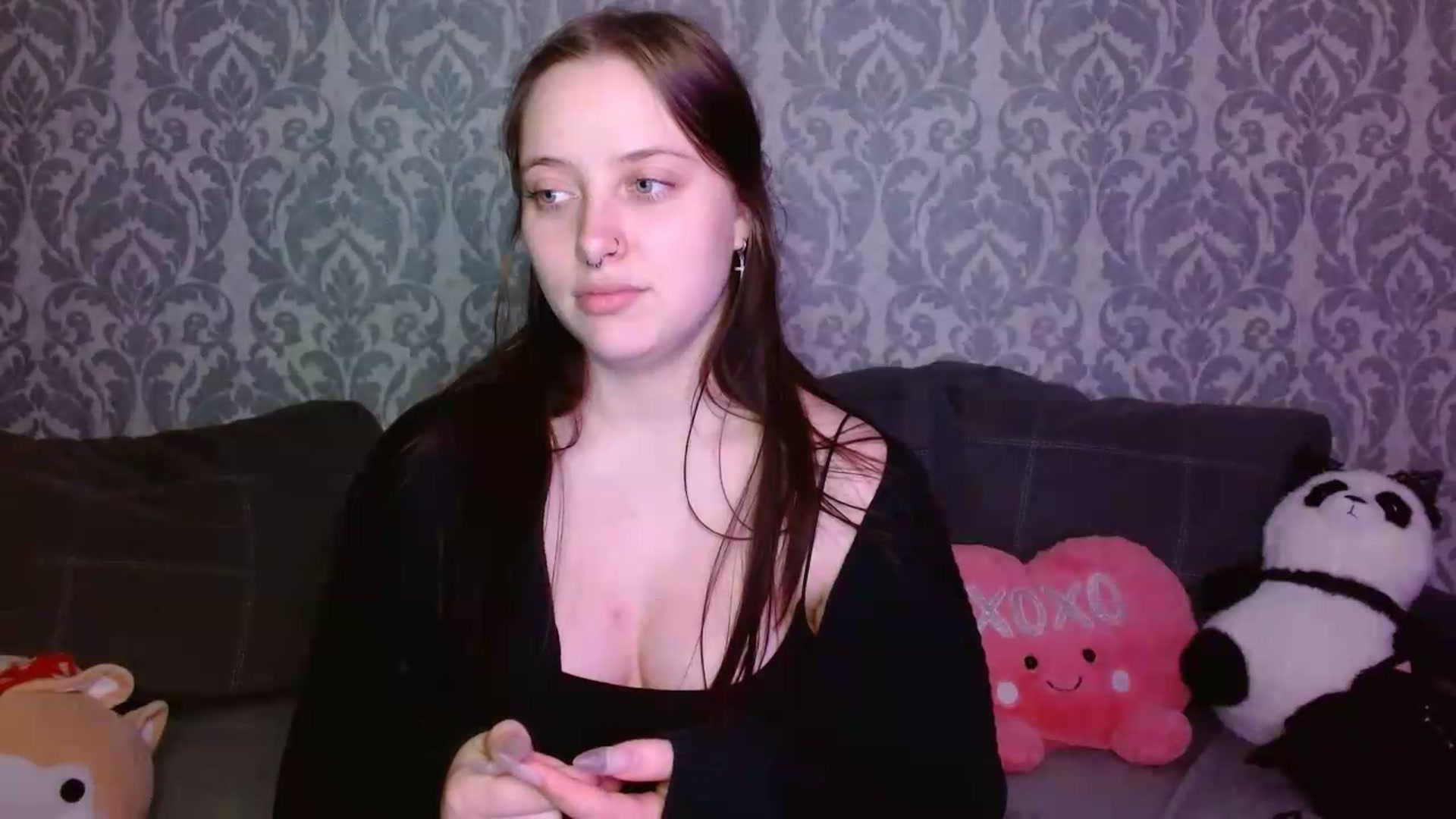 Gallery image thumbnail from AmyWard's myfreecams stream on, 05/31/2026, 16:42 image 18 of 20