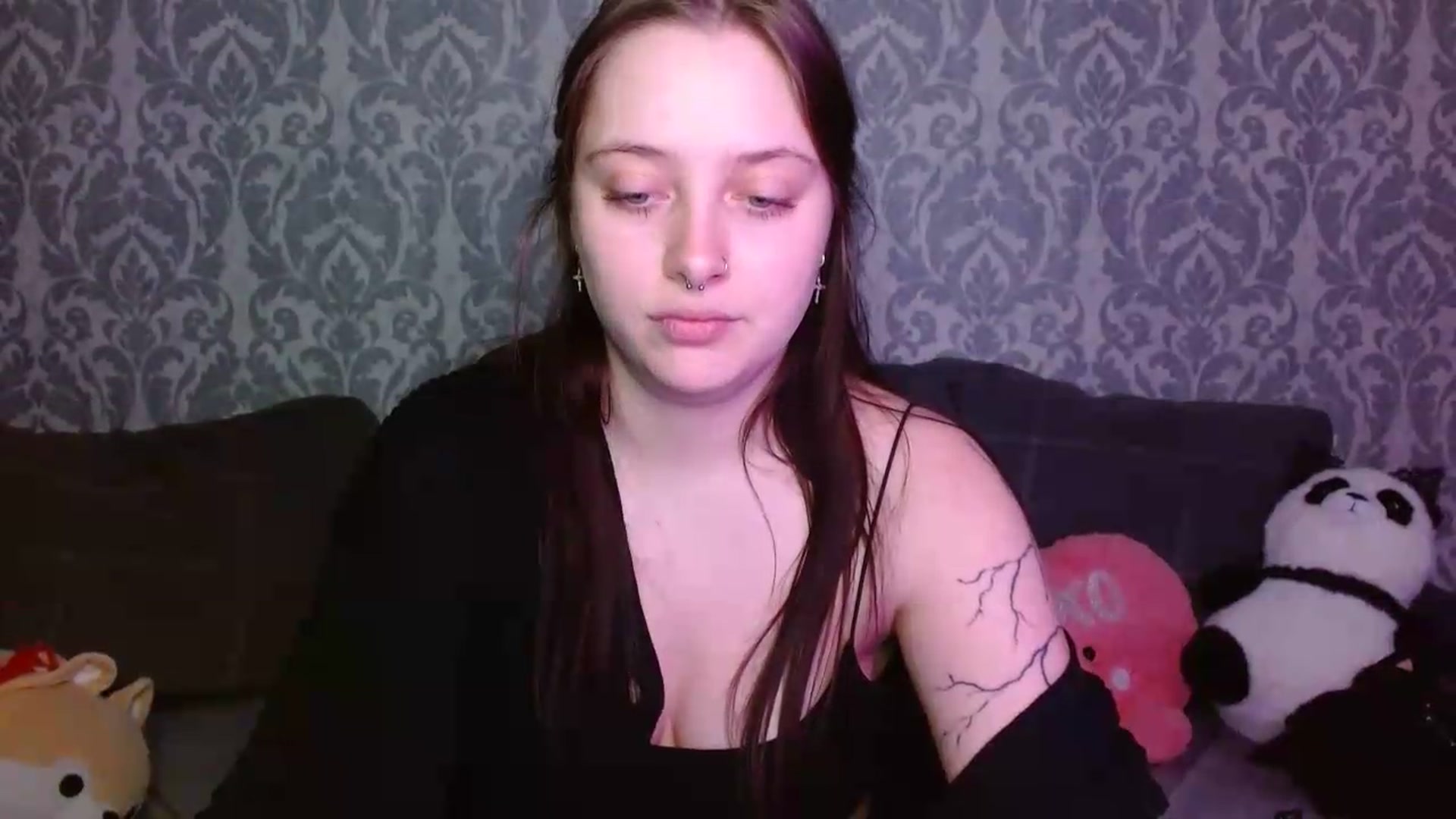 Gallery image thumbnail from AmyWard's myfreecams stream on, 05/31/2026, 16:42 image 8 of 20