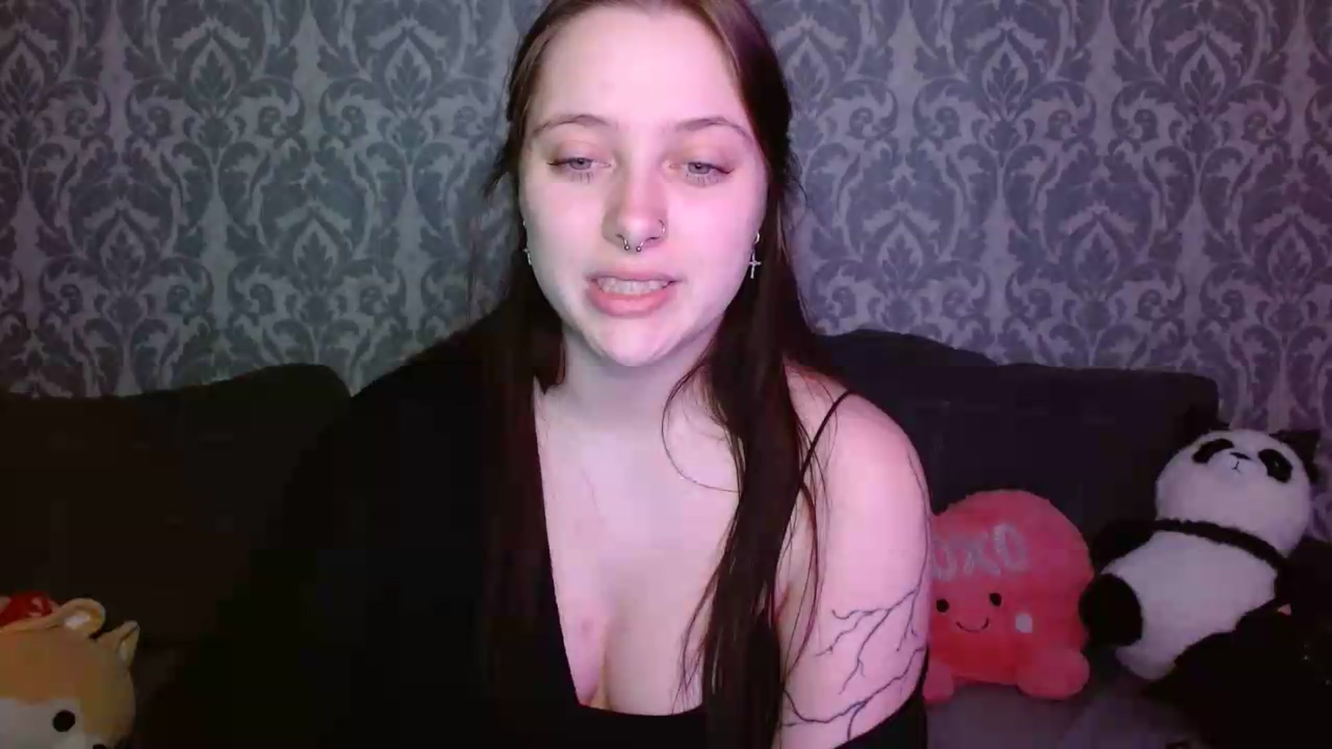 Gallery image thumbnail from AmyWard's myfreecams stream on, 05/31/2026, 16:42 image 5 of 20