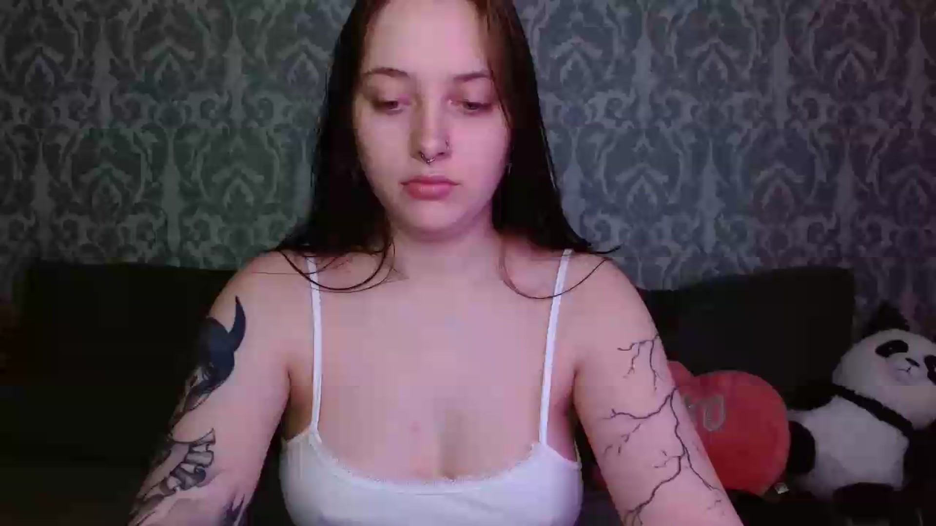 Gallery image thumbnail from AmyWard's myfreecams stream on, 06/05/2026, 13:02 image 18 of 20