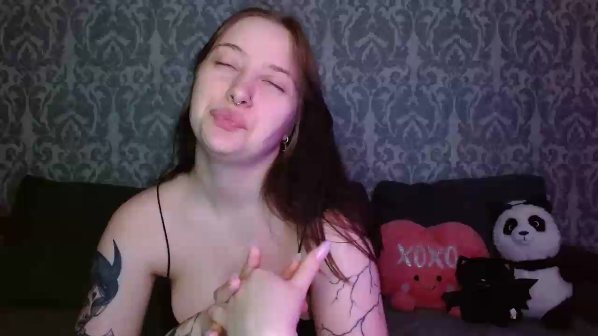 Gallery image thumbnail from AmyWard's myfreecams stream on, 06/06/2026, 11:52 image 14 of 20