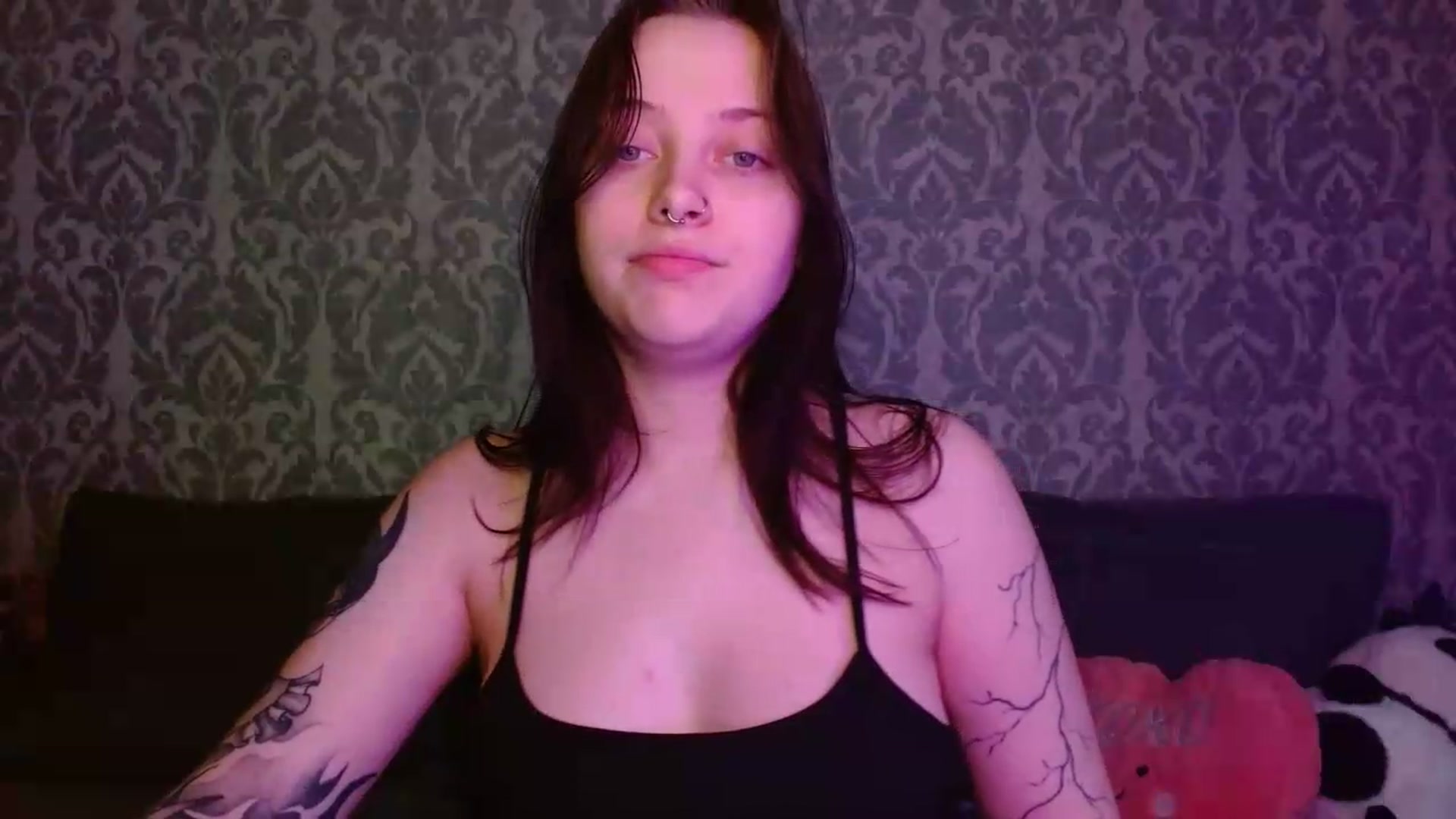 Gallery image thumbnail from AmyWard's myfreecams stream on, 06/08/2026, 11:49 image 7 of 20