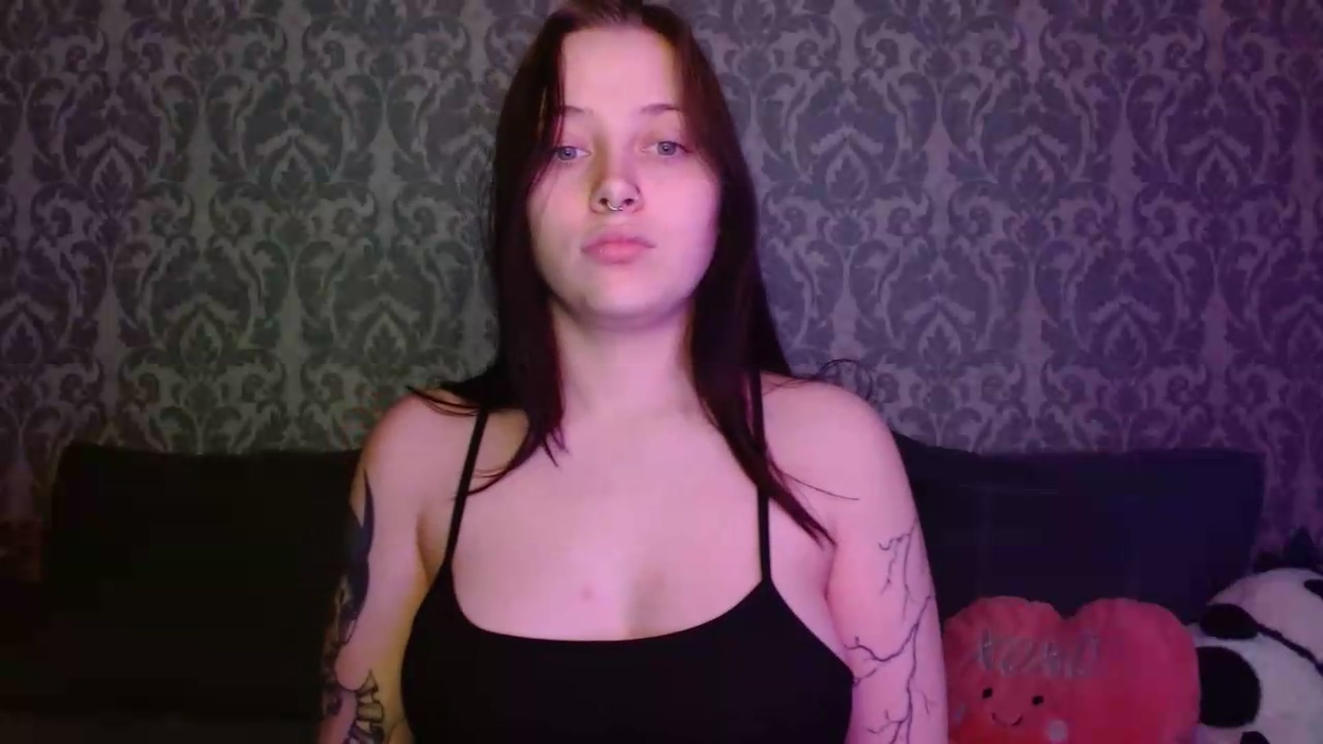 Gallery image thumbnail from AmyWard's myfreecams stream on, 06/08/2026, 11:49 image 3 of 20