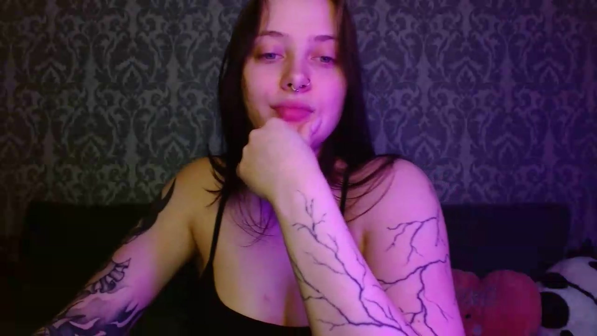 Gallery image thumbnail from AmyWard's myfreecams stream on, 06/08/2026, 11:49 image 11 of 20