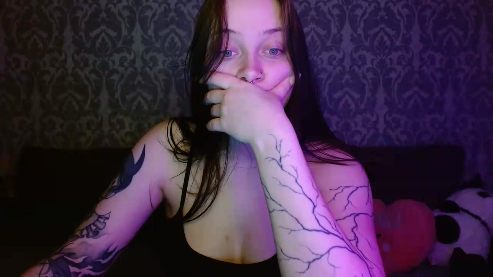 Gallery image thumbnail from AmyWard's myfreecams stream on, 06/08/2026, 13:46 image 18 of 20