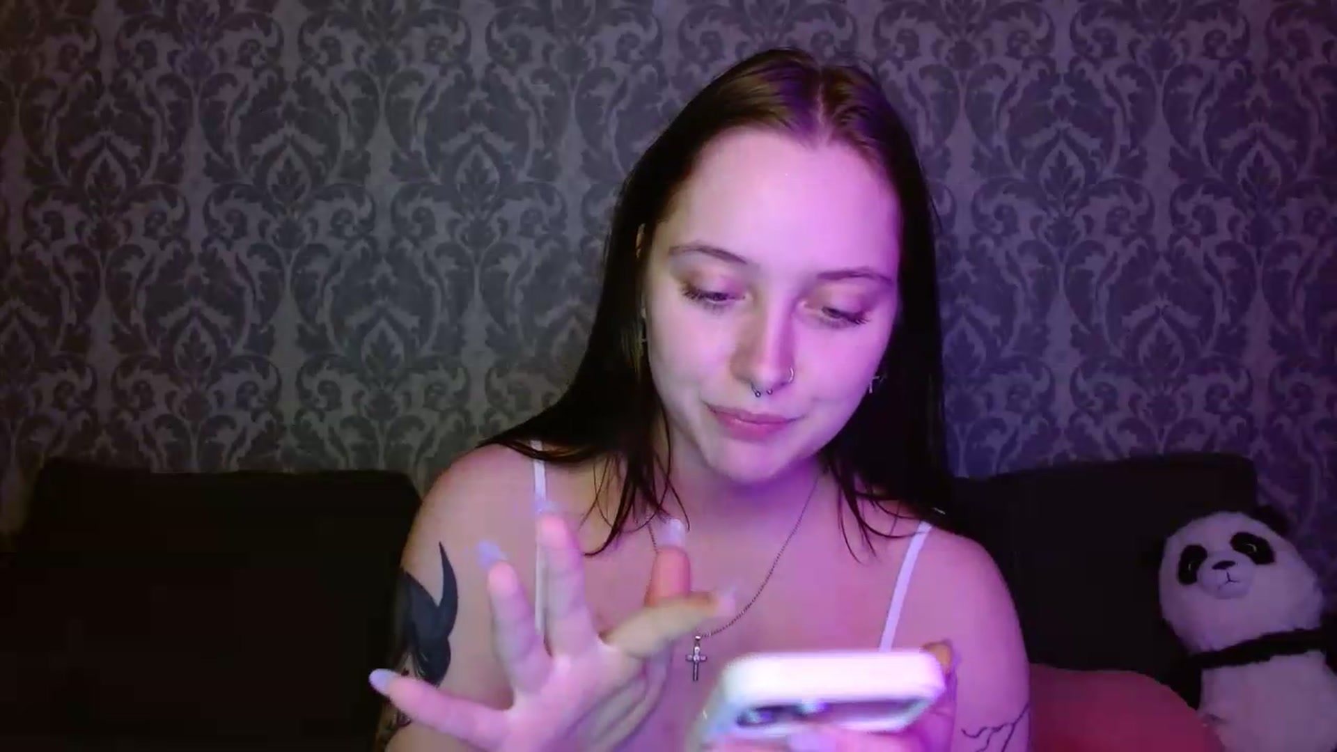 Gallery image thumbnail from AmyWard's myfreecams stream on, 06/12/2026, 14:03 image 5 of 20