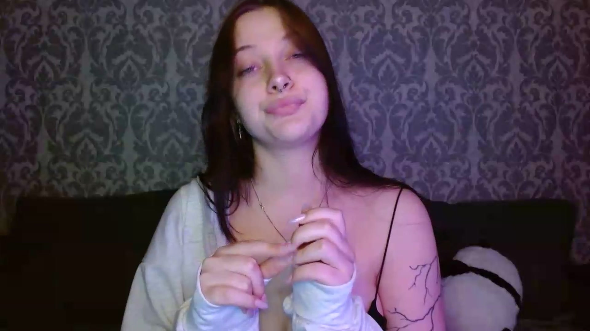 Gallery image thumbnail from AmyWard's myfreecams stream on, 06/15/2026, 10:40 image 9 of 20