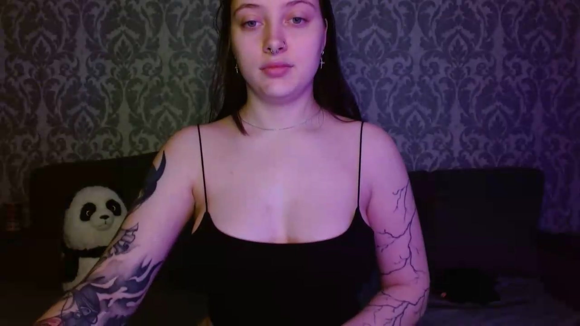 Gallery image thumbnail from AmyWard's myfreecams stream on, 06/19/2026, 09:44 image 17 of 20