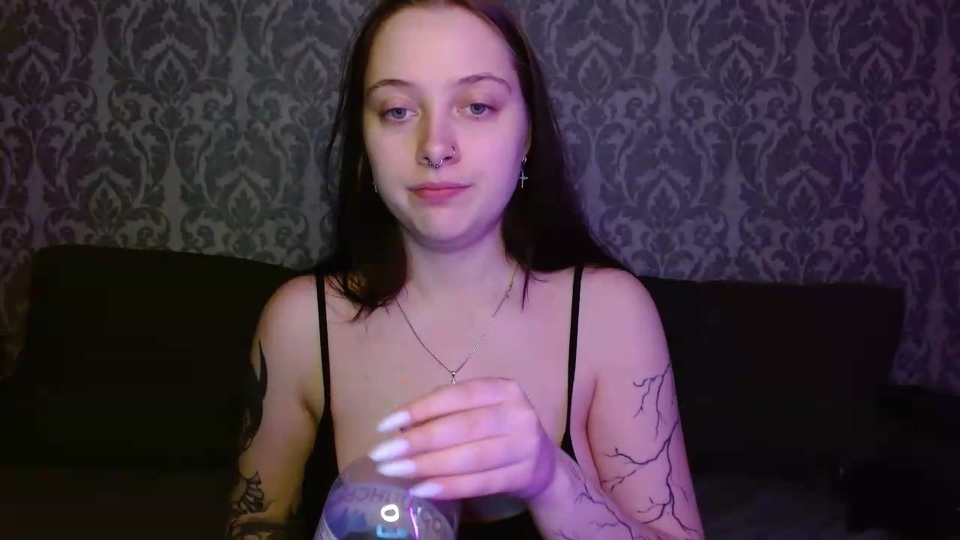 Gallery image thumbnail from AmyWard's myfreecams stream on, 06/25/2026, 13:01 image 10 of 20