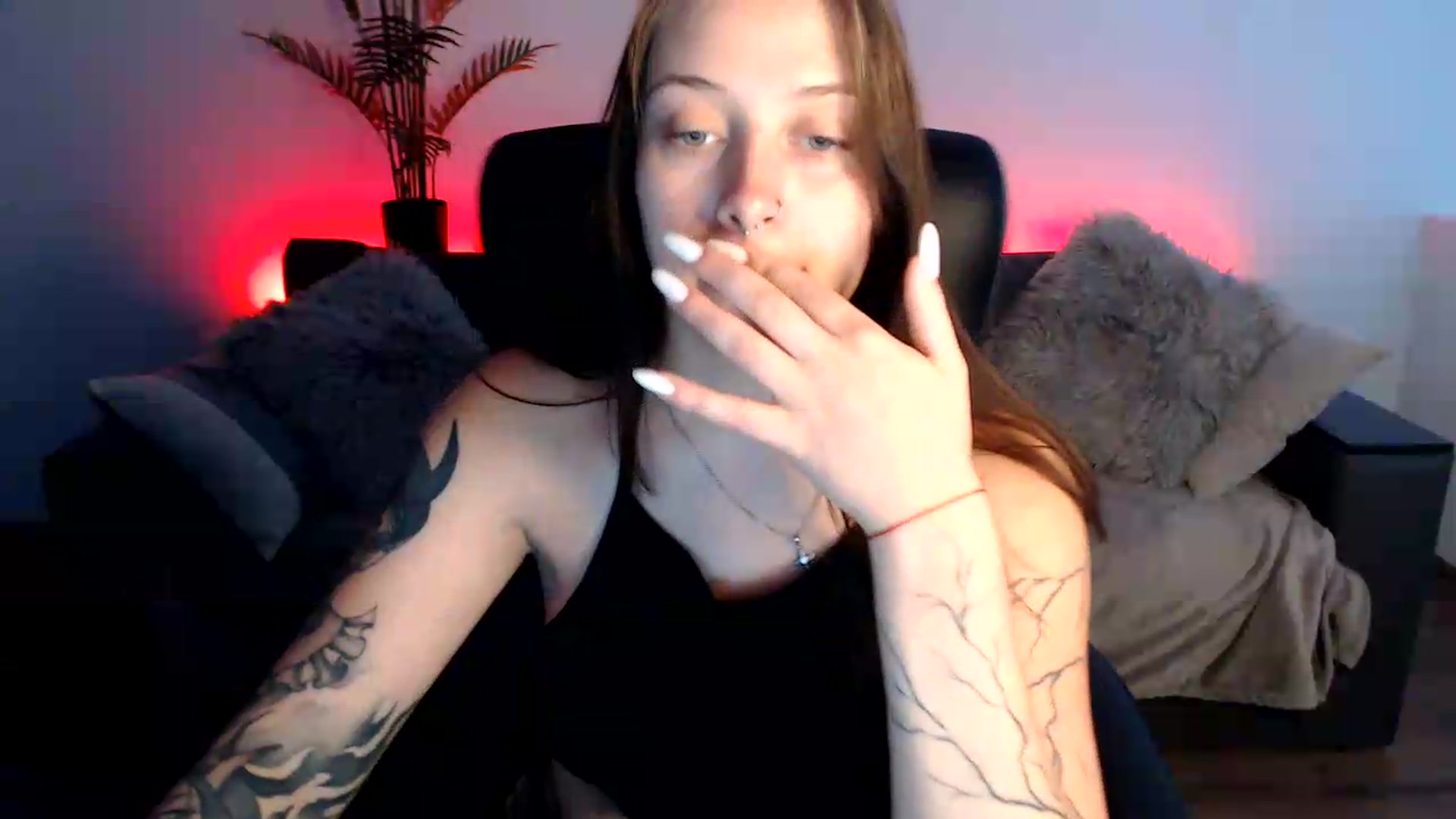 Gallery image thumbnail from AmyWard's myfreecams stream on, 07/07/2026, 10:27 image 3 of 20