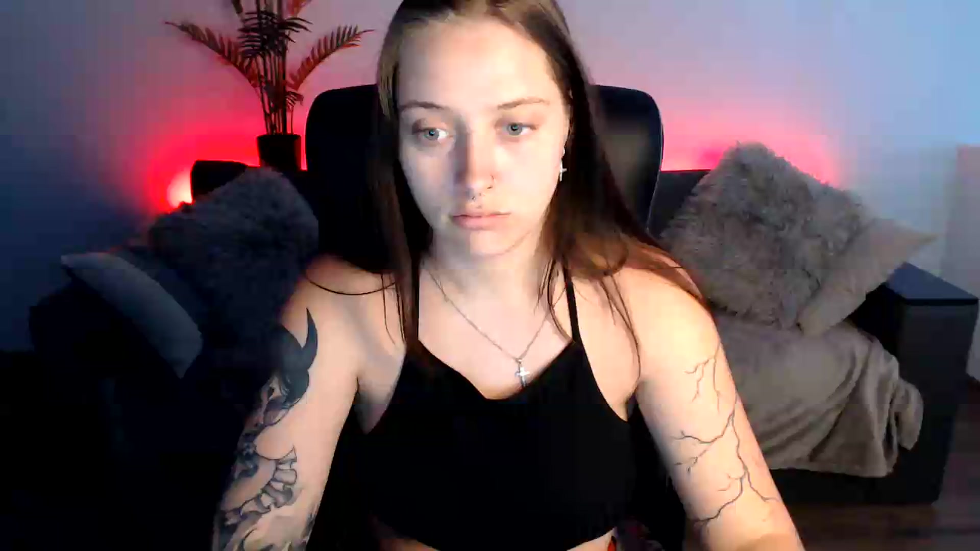 Gallery image thumbnail from AmyWard's myfreecams stream on, 07/07/2026, 10:27 image 4 of 20