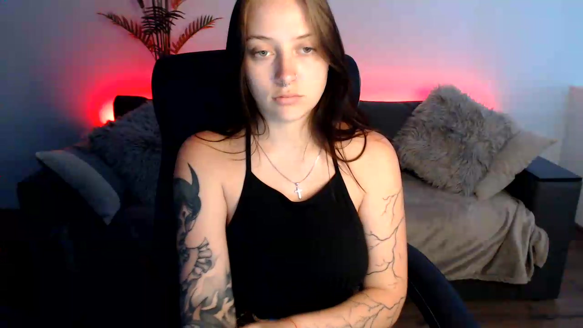 Gallery image thumbnail from AmyWard's myfreecams stream on, 07/07/2026, 10:27 image 17 of 20