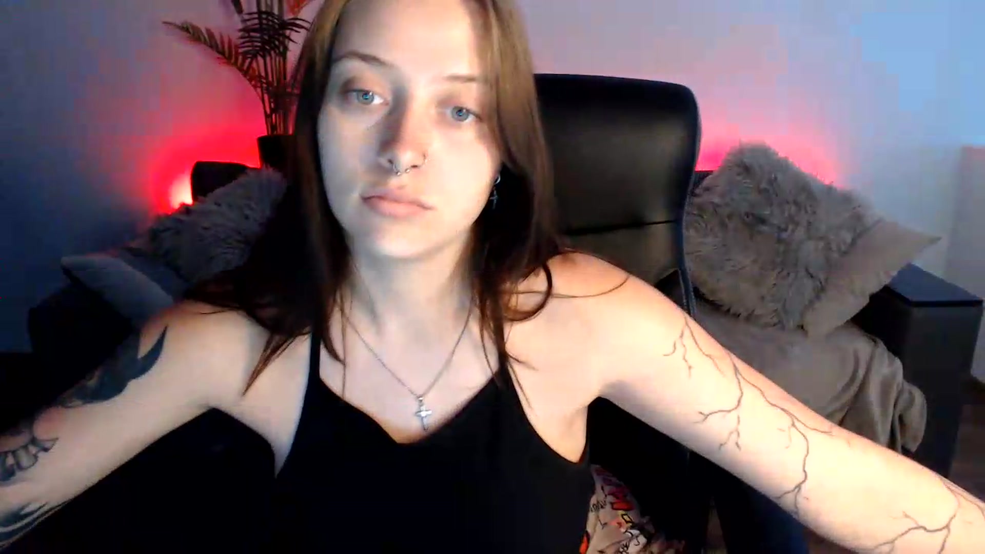 Gallery image thumbnail from AmyWard's myfreecams stream on, 07/07/2026, 10:27 image 11 of 20