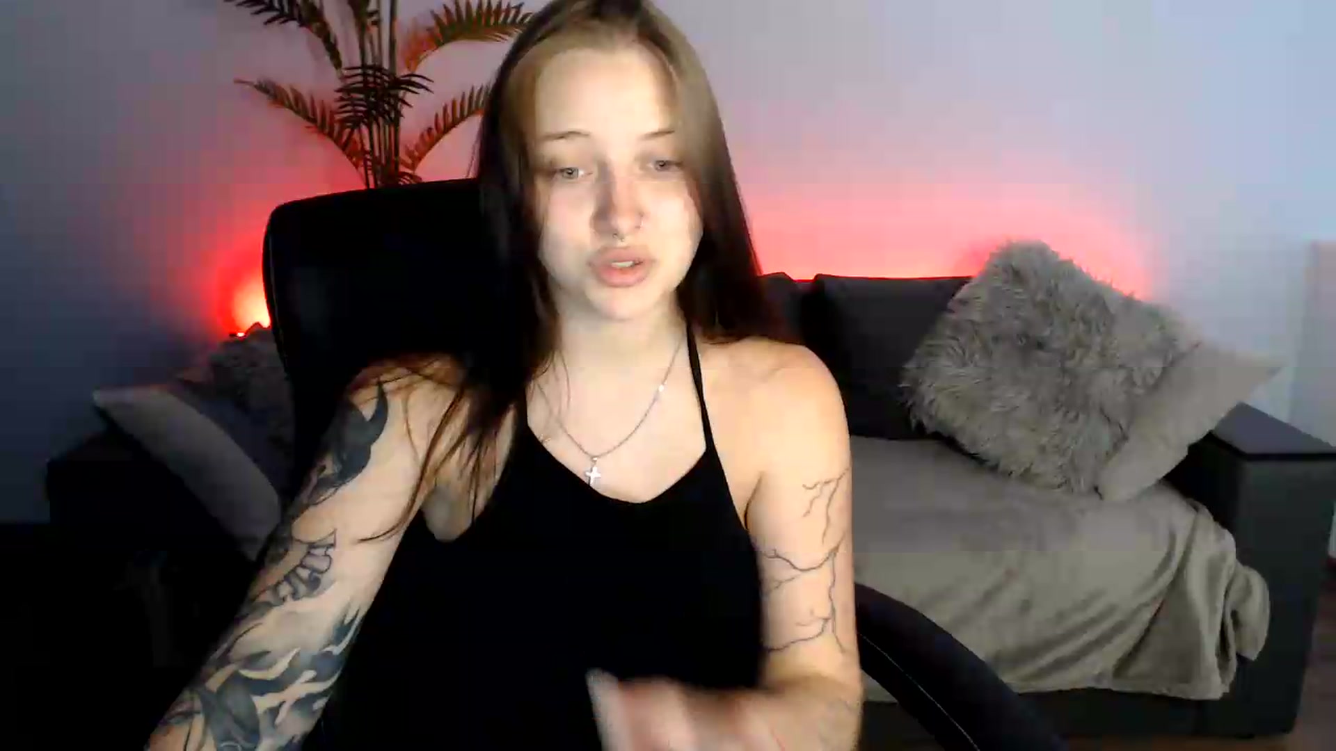 Gallery image thumbnail from AmyWard's myfreecams stream on, 07/12/2026, 10:16 image 18 of 20