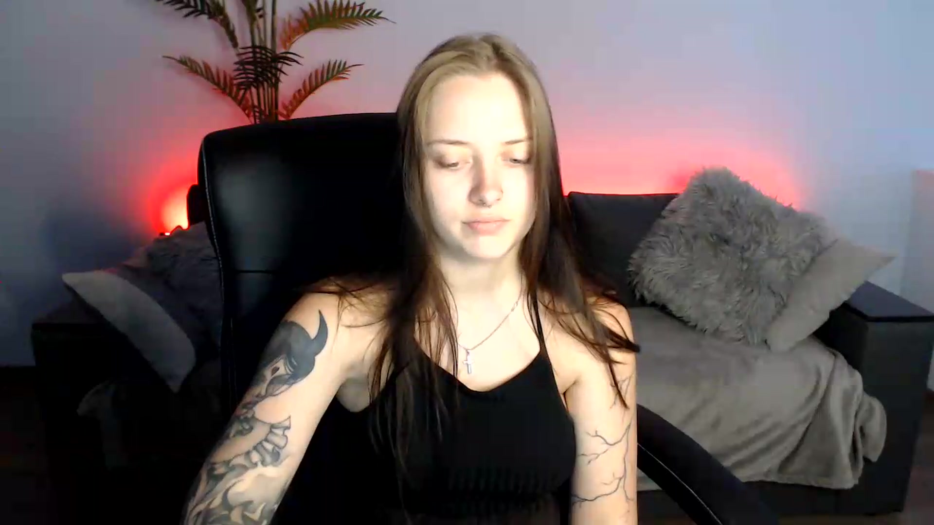 Gallery image thumbnail from AmyWard's myfreecams stream on, 07/12/2026, 10:16 image 8 of 20