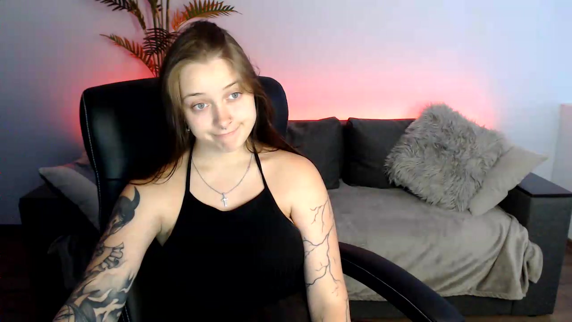 Gallery image thumbnail from AmyWard's myfreecams stream on, 07/12/2026, 10:16 image 11 of 20
