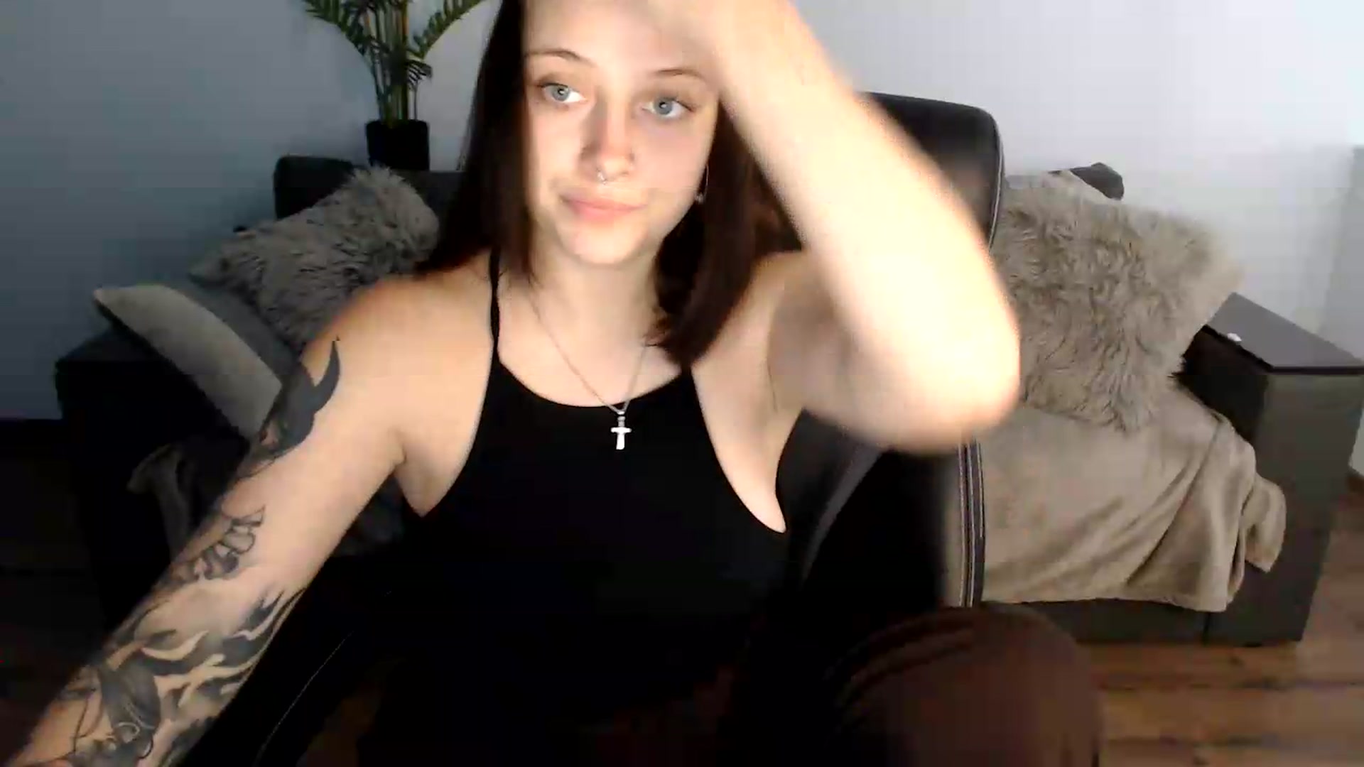 Gallery image thumbnail from AmyWard's myfreecams stream on, 07/17/2026, 12:11 image 14 of 20