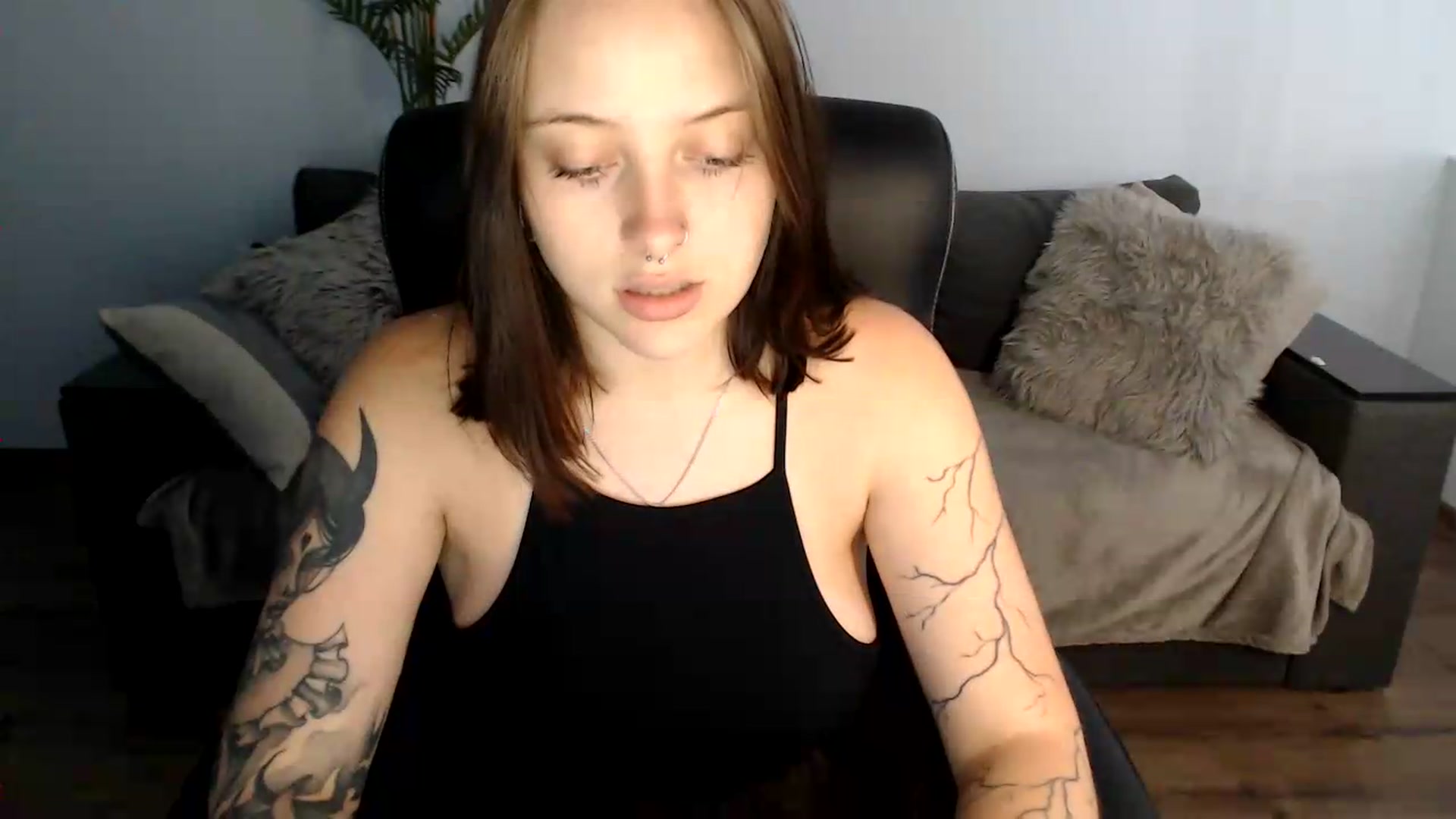 Gallery image thumbnail from AmyWard's myfreecams stream on, 07/17/2026, 12:11 image 7 of 20