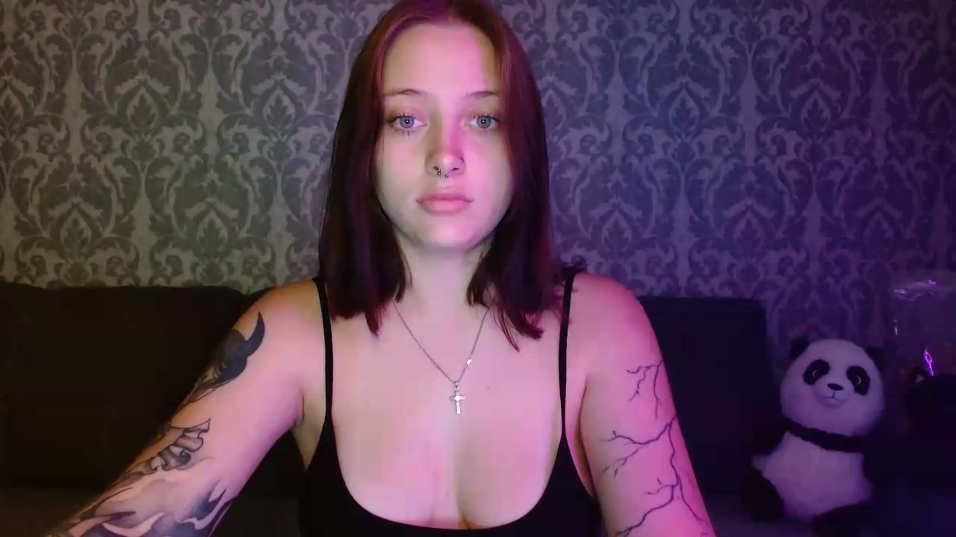 Gallery image thumbnail from AmyWard's myfreecams stream on, 07/20/2026, 09:33 image 4 of 20