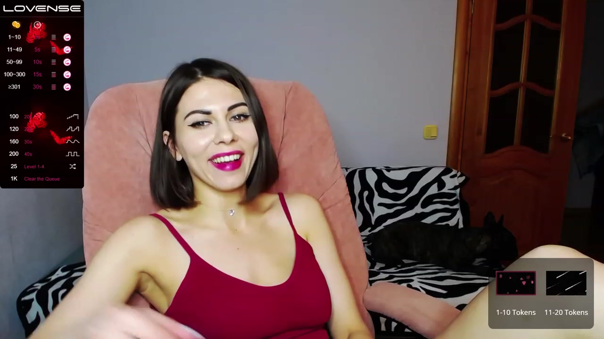 Gallery image thumbnail from AmyWines's myfreecams stream on, 11/23/2022, 17:43 image 9 of 20