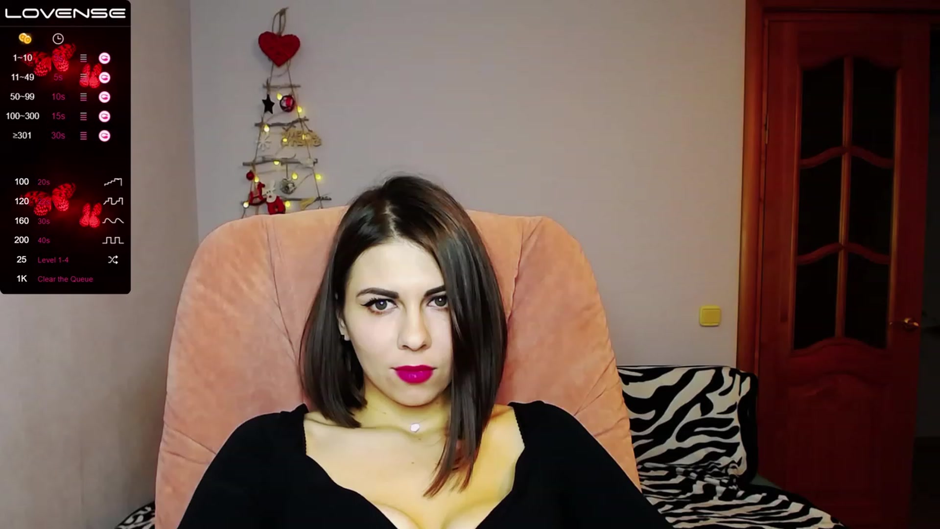 Gallery image thumbnail from AmyWines's myfreecams stream on, 12/05/2022, 14:20 image 1 of 20