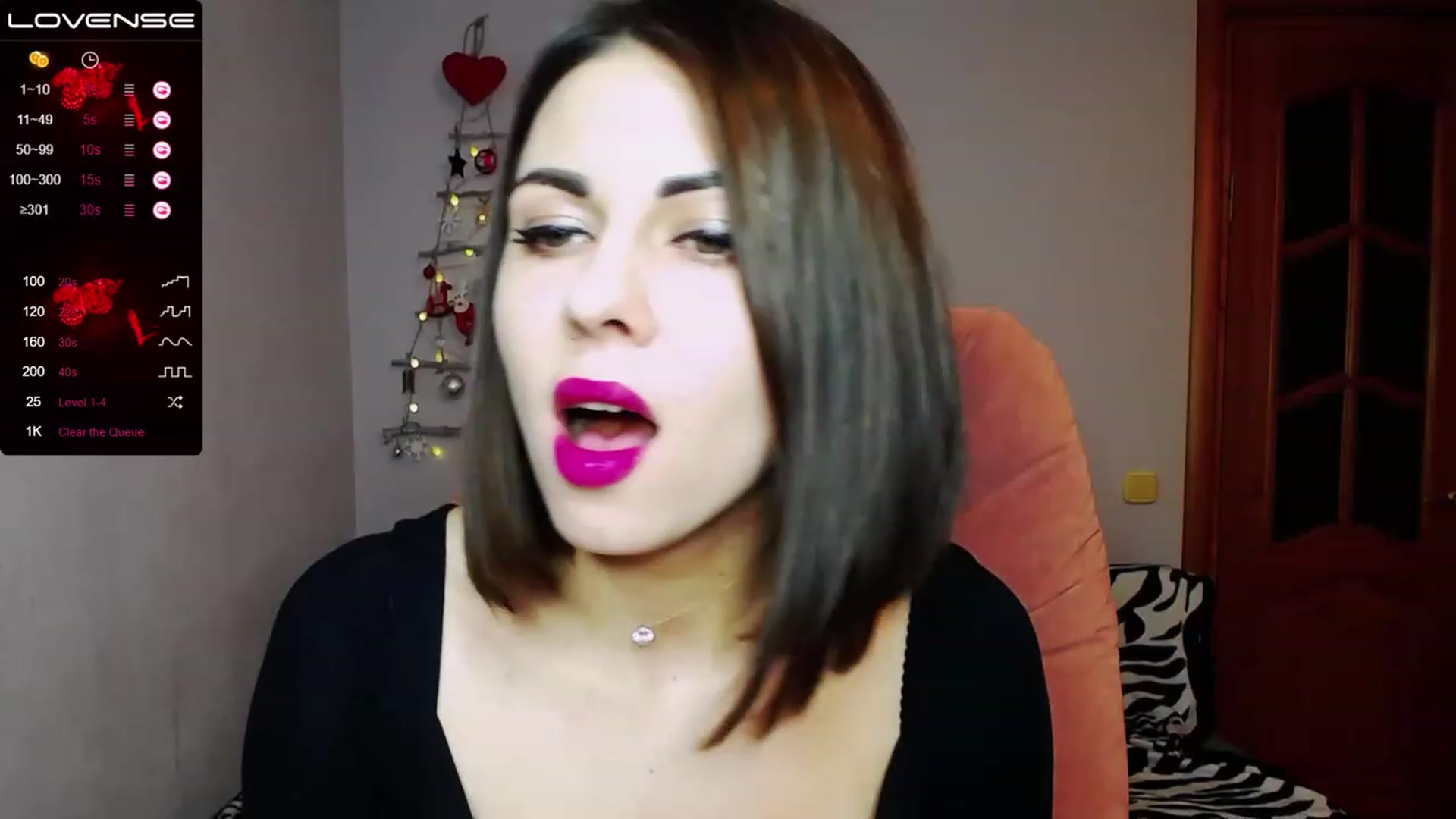 Gallery image thumbnail from AmyWines's myfreecams stream on, 12/05/2022, 14:20 image 3 of 20