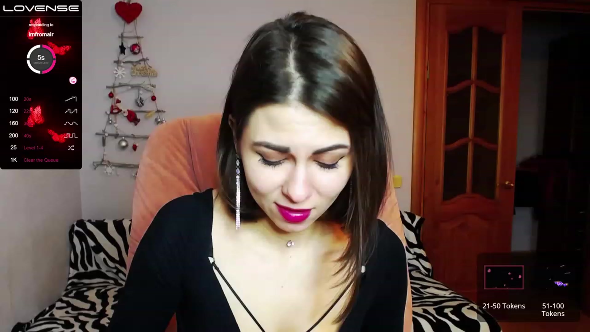 Gallery image thumbnail from AmyWines's myfreecams stream on, 12/26/2022, 12:50 image 15 of 20