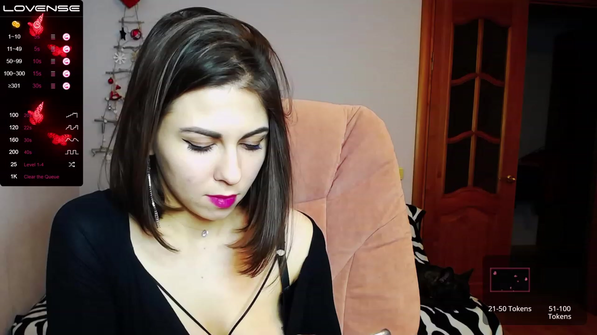 Gallery image thumbnail from AmyWines's myfreecams stream on, 12/26/2022, 15:44 image 15 of 20