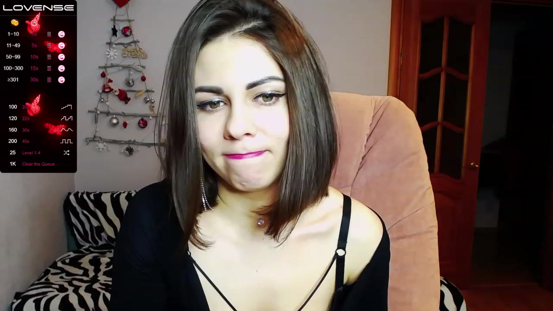 Gallery image thumbnail from AmyWines's myfreecams stream on, 12/26/2022, 15:44 image 12 of 20