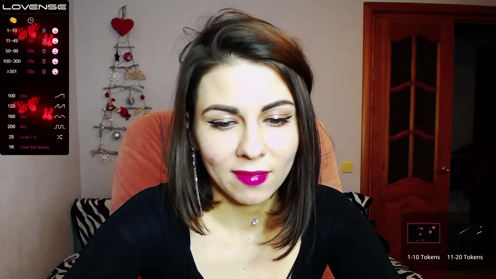 Gallery image thumbnail from AmyWines's myfreecams stream on, 12/26/2022, 17:03 image 6 of 20