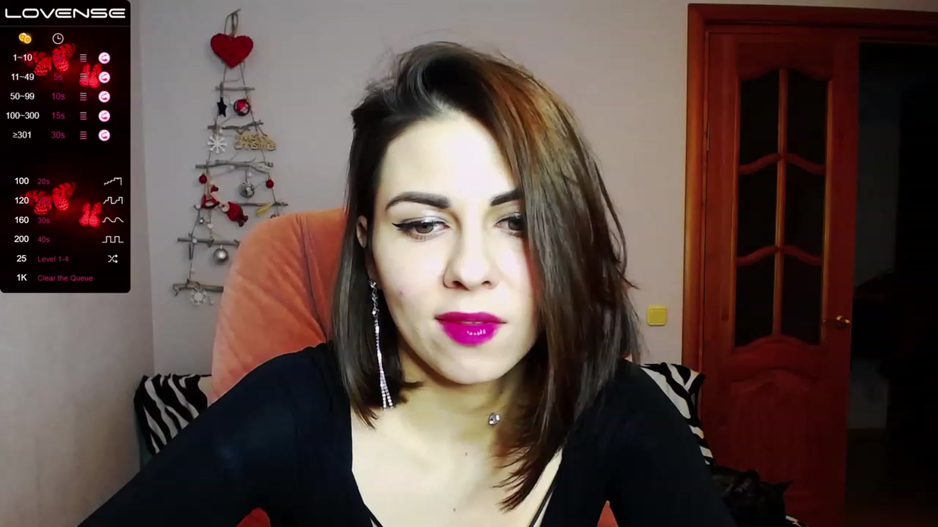 Gallery image thumbnail from AmyWines's myfreecams stream on, 12/26/2022, 17:03 image 1 of 20