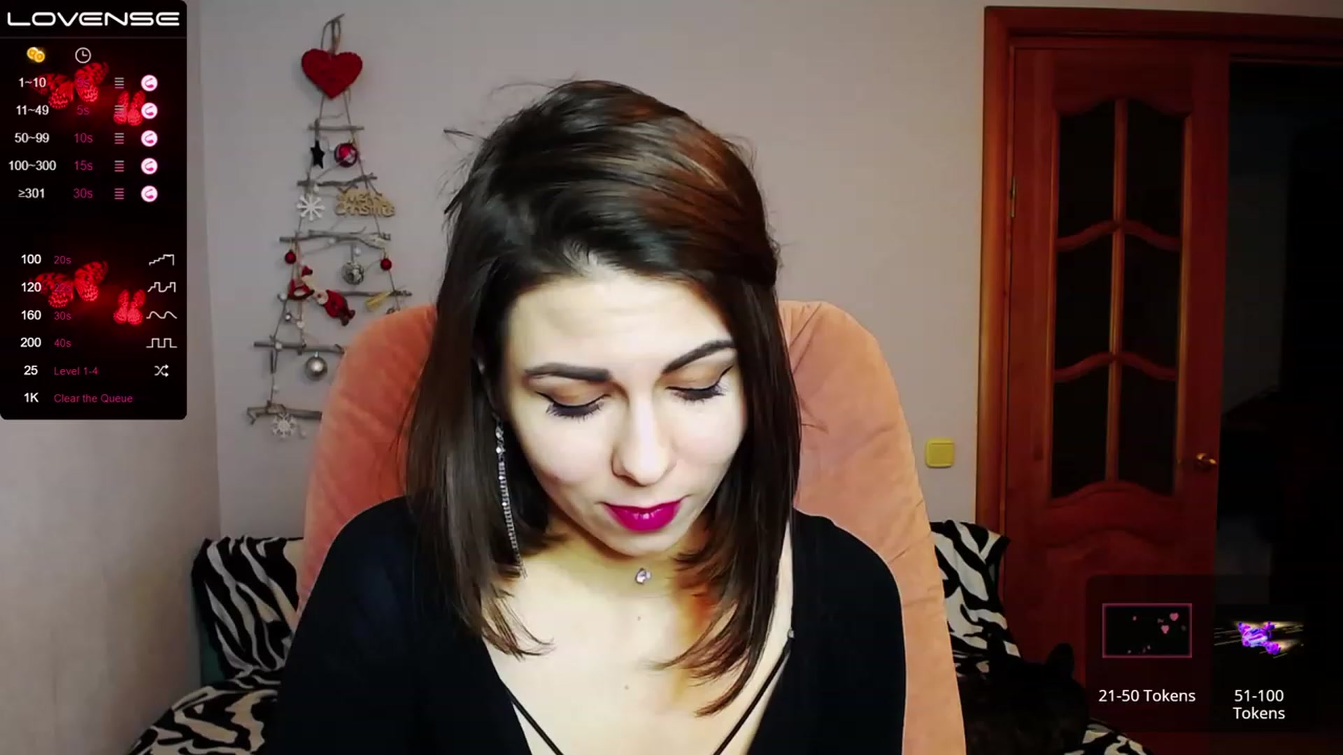Gallery image thumbnail from AmyWines's myfreecams stream on, 12/26/2022, 17:03 image 8 of 20