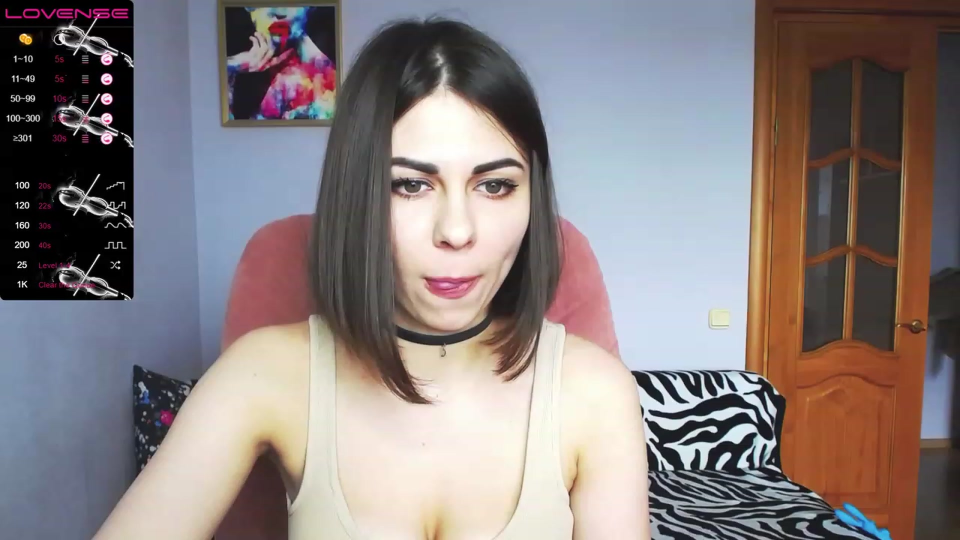 Gallery image thumbnail from AmyWines's myfreecams stream on, 04/02/2023, 10:37 image 3 of 20