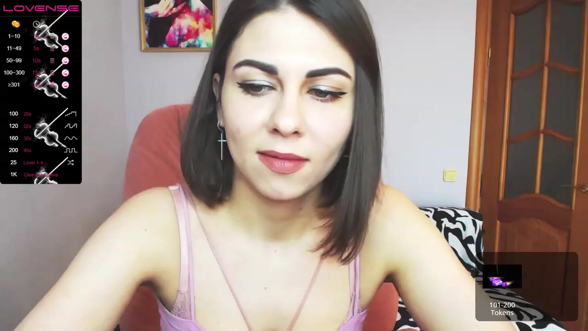Gallery image thumbnail from AmyWines's myfreecams stream on, 04/08/2023, 12:12 image 4 of 20