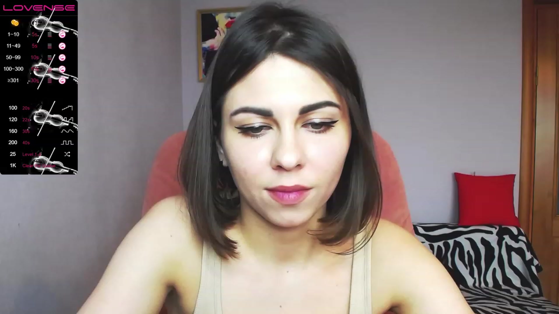Gallery image thumbnail from AmyWines's myfreecams stream on, 04/15/2023, 13:13 image 19 of 20
