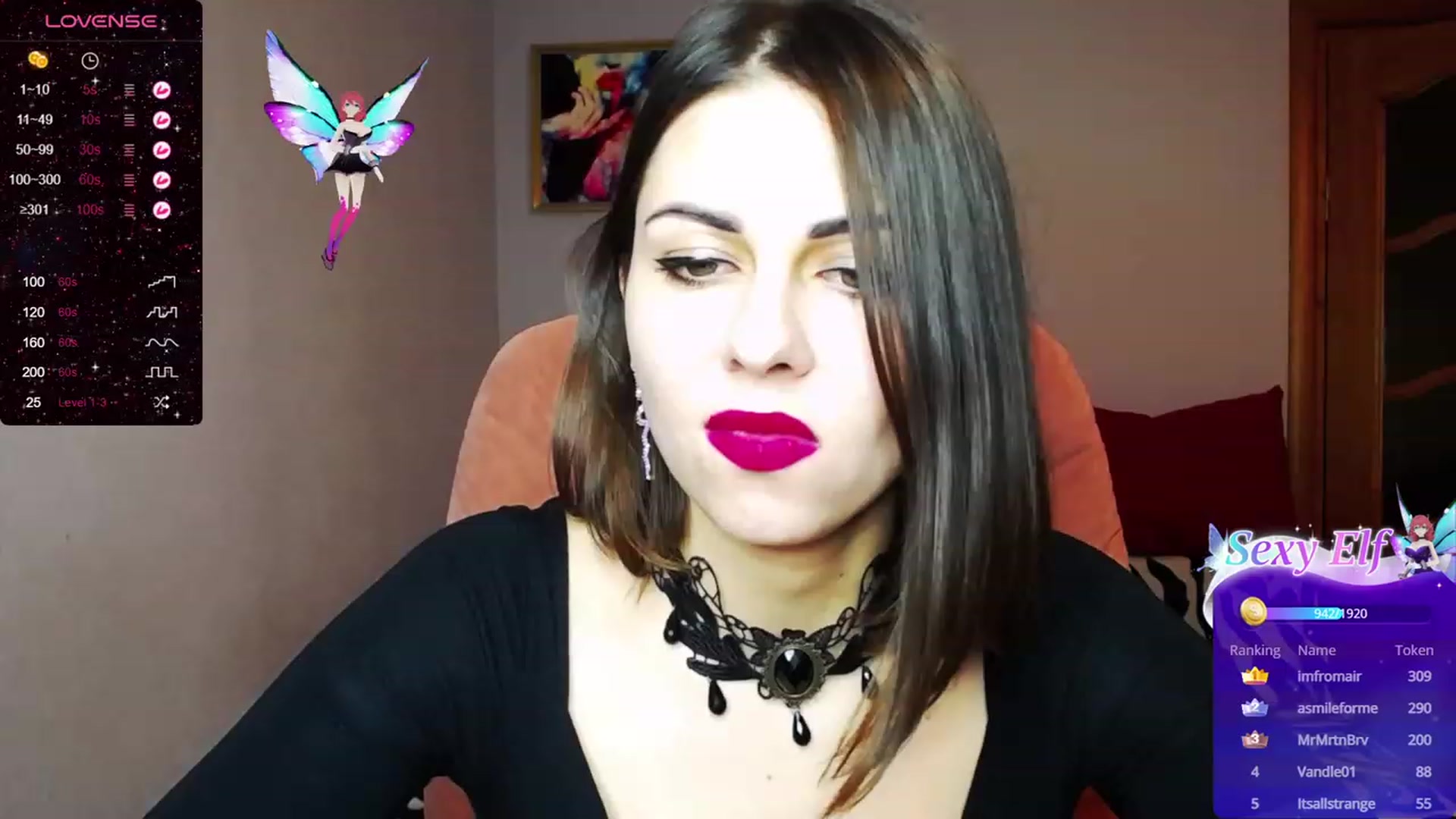 Gallery image thumbnail from AmyWines's myfreecams stream on, 11/14/2023, 16:17 image 14 of 20