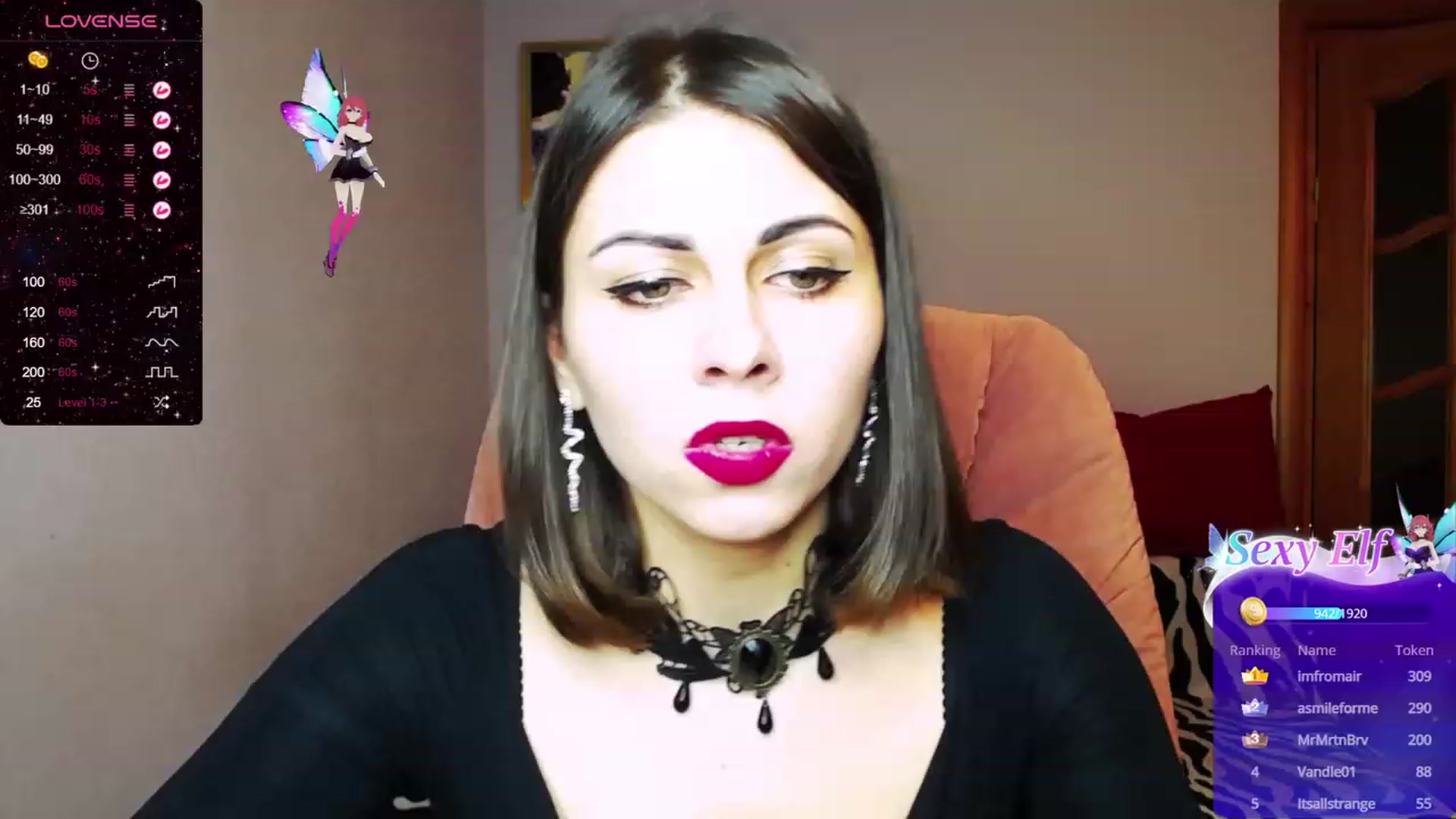 Gallery image thumbnail from AmyWines's myfreecams stream on, 11/14/2023, 16:17 image 6 of 20