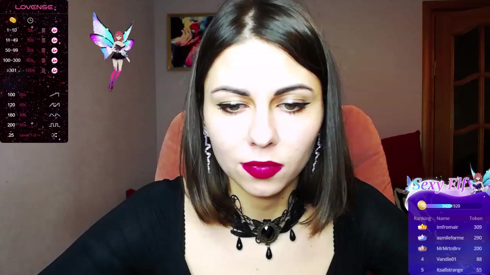 Gallery image thumbnail from AmyWines's myfreecams stream on, 11/14/2023, 16:17 image 1 of 20