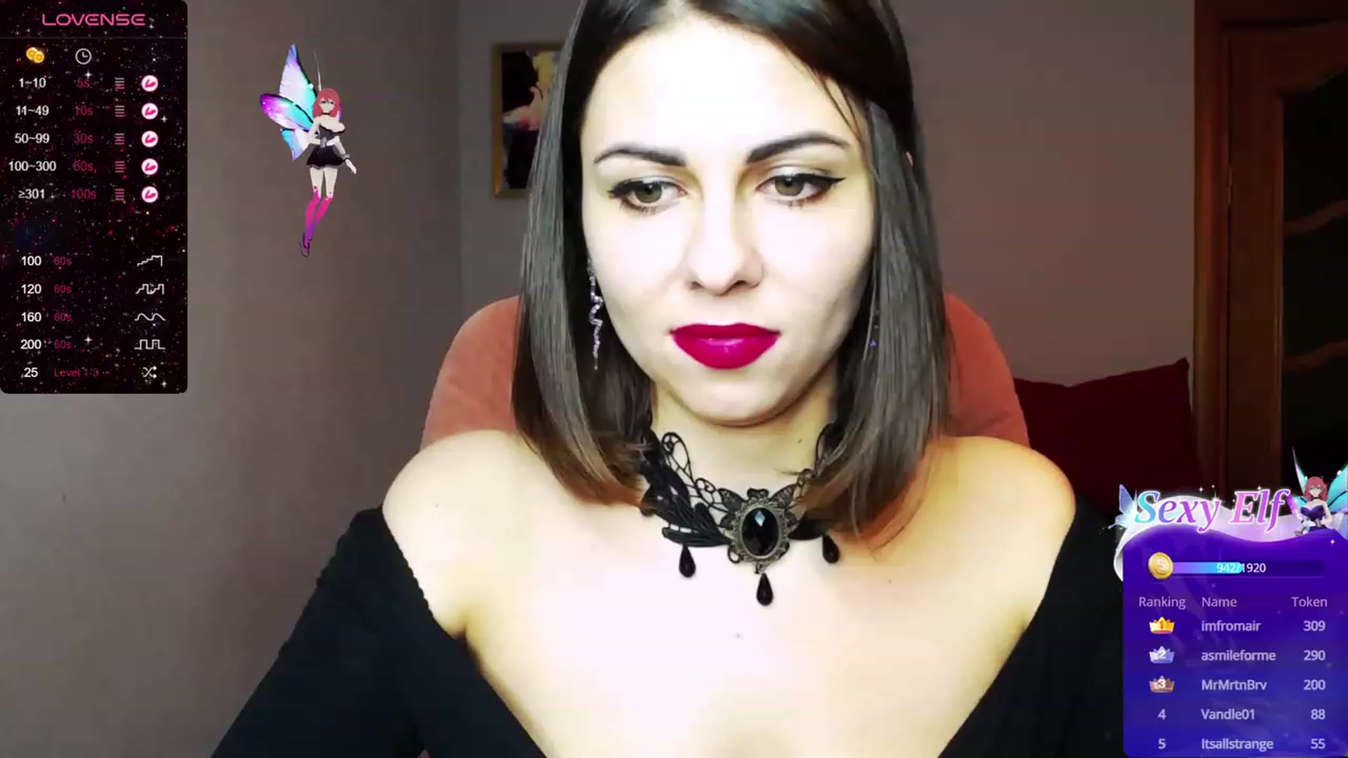 Gallery image thumbnail from AmyWines's myfreecams stream on, 11/14/2023, 16:17 image 18 of 20