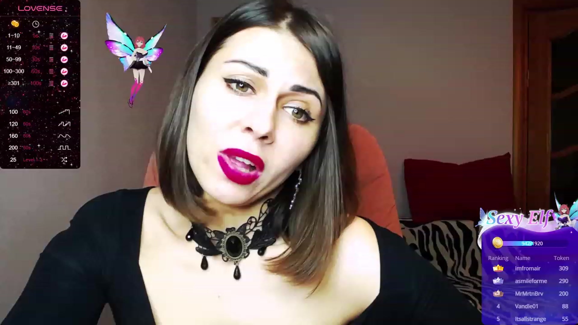 Gallery image thumbnail from AmyWines's myfreecams stream on, 11/14/2023, 16:37 image 12 of 20