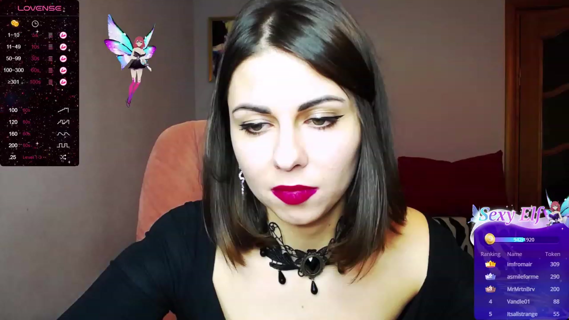 Gallery image thumbnail from AmyWines's myfreecams stream on, 11/14/2023, 16:37 image 6 of 20